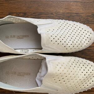 Ilse Jacobsen Cream perforated Tulip Slip-Ons